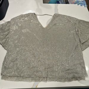 Anthropologie x Vanessa Virginia Silver and Gold Flowy Top Size XL like new!!